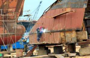 Rusia Tertarik Investasi di Galangan Kapal Batam