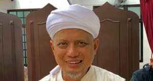 Ustaz Arifin Ilham Meninggal Dunia