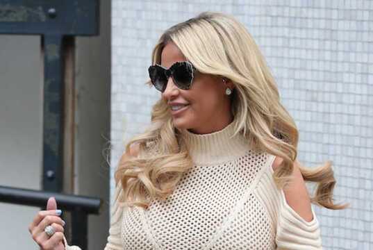 Dua Kali Operasi Plastik, Katie Price pun Menyesal