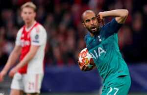 Dramatis Tottenham, Luar Biasa Moura