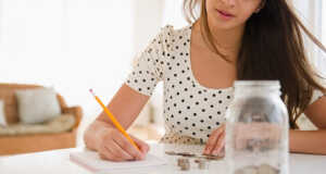 5 Strategi Agar Perempuan Cerdas Finansial Perempuan cerdas