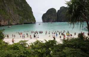 Teluk Maya, Lokasi Syuting Film The Beach Ditutup Sampai 2021