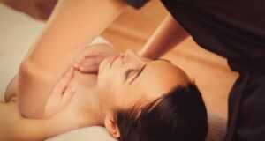 Manfaat Pijat Payudara Bagi Perempuan