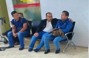 Mindo Dibawa ke Batam dengan Tangan Diborgol