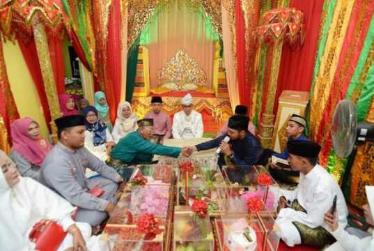 Pemantun Pernikahan, Menjaga Tradisi Pantun di Bumi Kepri