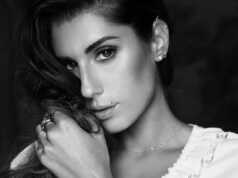 Pamer Pesona, Pebasket Valentina Vignali Foto Tanpa Busana