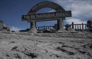 Gunung Tangkuban Parahu Erupsi Lagi, Status Waspada