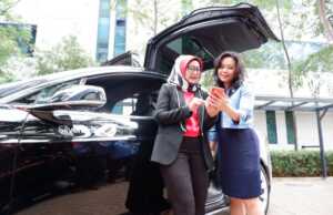 Telkomsel Pasang Layanan IoT di 25.000 Taksi Bluebird