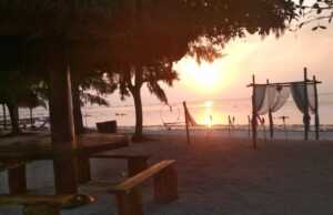 Menikmati Romantis Senja di Resort Bintan dengan Harga Murah Resort Bintan Brzee Beach