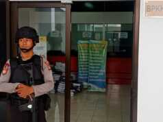 Giliran Kantor BPKAD dan Barenlitbang Kepri Digeledah KPK