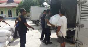 BC Karimun Tindak 3 Mobil Box Bawa Pakaian dan Mikol Bekas Impor