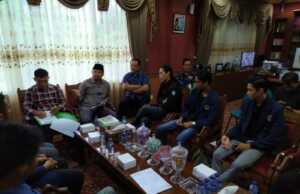 Pengurus BEM Unrika Bertemu Ketua DPRD Kota Batam, Bahas Persoalan Masyarakat