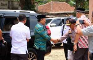 Ditikam OTK, Menko Polhukam Wiranto Dirawat di UGD