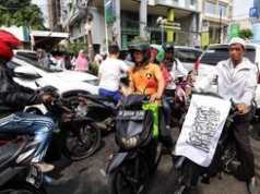 Peserta Reuni 212 Mulai Datangi Jakarta, dari Bersepeda hingga Naik Kuda