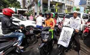 Peserta Reuni 212 Mulai Datangi Jakarta, dari Bersepeda hingga Naik Kuda