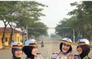 Polisi dan Keluarganya Dilarang Pamer Kemewahan di Media Sosial