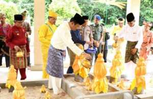 Ziarah Ke Makam Nong Isa, Melawan Lupa Lahirnya Batam