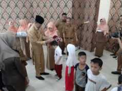 Wako Tanjungpinang Lunasi Janji Politik, Beri Seragam Gratis kepada 6.682 Siswa