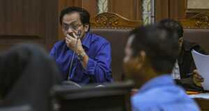 Sidang Nurdin Basirun: Dua Saksi Ahli Sebut Tak Ada Penyalahgunaan Wewenang Nurdin Basirun