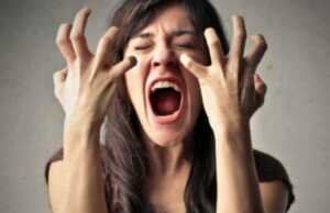 4 Tanda Seseorang Punya Sifat Pendendam seorang pendendam