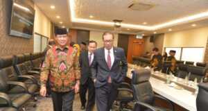 Isdianto Ingin Tingkatkan Kerja Sama Kepri-Johor Isdianto