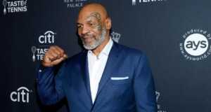 Rahasia Pukulan KO Mike Tyson yang Makan 44 Korban Mike Tyson