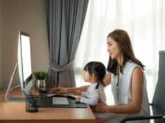 Trik Agar Badan Tetap Bugar Saat WFH Kerja di Rumah