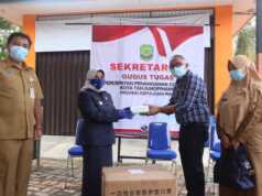 Plt Walikota Tanjungpinang Terima Batuan 10.000 Masker dari Yayasan BRRI Plt Walikota Tanjungpinang Terima Batuan 10.000 Masker dari Yayasan BRRI