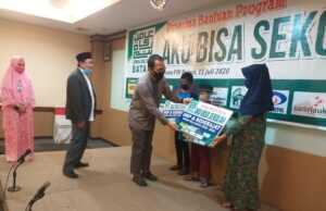 LAZ Batam Serahkan Bantuan ABS Gelombang 1