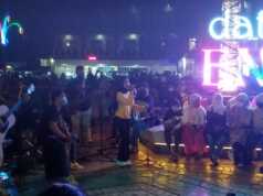 Akhir Pekan ke Dataran Engku Hamidah Aja, Ada Busker