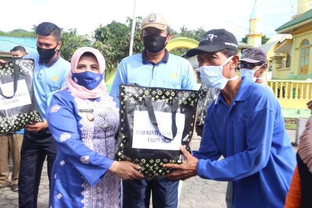 Rahma : "Saya Bersyukur Kegiatan Hari Bhakti TNI AU dilaksanakan di Penyengat" Rahma : "Saya Bersyukur Kegiatan Hari Bhakti TNI AU dilaksanakan di Penyengat"