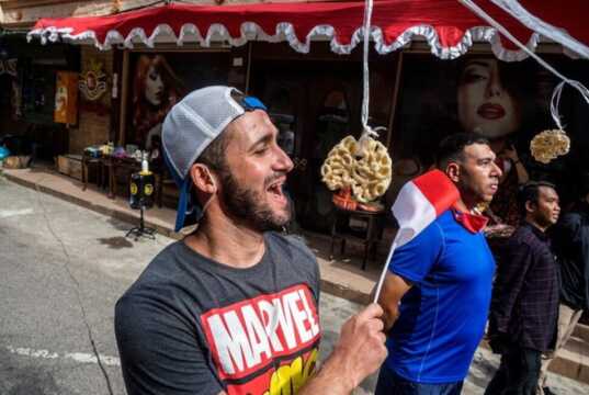 FOTO: Serunya Bule di Batam Ikut Lomba HUT RI Perayaan Hari Kemerdekaan