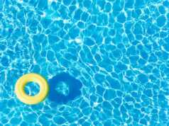 Duh Anak Ini BAB di Kolam Renang, Keluarganya Dituntut Rp32 Juta Anak BAB di Kolam Renang