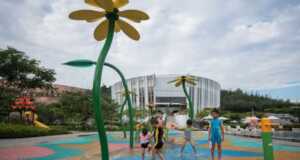 Ayah Bunda Liburan Yuk, Ada Paket Renang untuk Keluarga di Harris Resort Barelang Paket Harris Resort Barelang