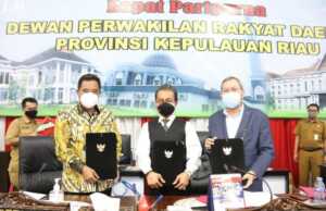 APBD Perubahan Kepri 2020 Disahkan Rp3,929 Triliun APBD Perubahan Kepri 2020