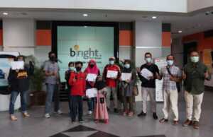 PLN Batam Serahkan Hadiah Pemenang Lomba Menulis dan Video 2020 PLN Batam