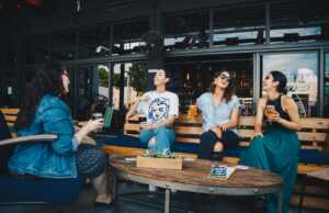 4 Zodiak Ini Selalu Terlihat Sering Tersenyum Zodiak Sering Tersenyum