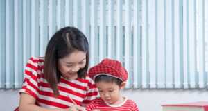 Perempuan Memegang Peran Penting Membentuk Karakter dan Mengeluarkan Potensi Terbaik Anak Peran Penting Perempuan