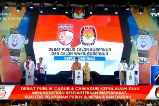 Menilik Raut Muka Sang Calon Saat Debat Pilgub Kepri Debat Pilgub Kepri