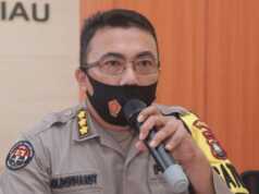 Modal Kamera, Fotografer di Batam Tiduri 10 Model, 2 Hamil Fotografer Model Batam