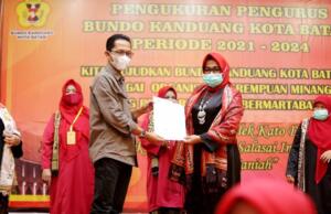 Pengurus Bundo Kanduang Batam 2021-2024 Dikukuhkan Pengurus Bundo Kanduang