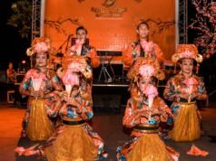 Berbagai Hiburan Ramaikan Imlek di Harris Resort Barelang Imlek di Harris Resort