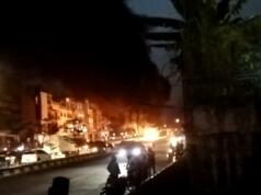 Keluar Percikan Api di Lampu Sein, Mobil Avanza Terbakar di Jalan Raya Batam Mobil Toyota Terbakar di Jalan Raya Batam