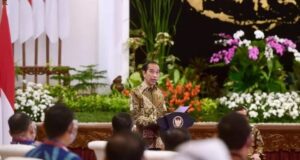 Jokowi: Pemda Harus Berikan Warga Masker, Bukan Hanya Menyuruh Jokowi