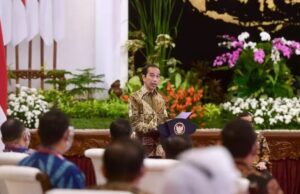 Jokowi: Pemda Harus Berikan Warga Masker, Bukan Hanya Menyuruh Jokowi