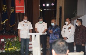 Menkumham : Literasi Digital Harus Menjadi Bagian Pendidikan Masyarakat