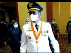 Usai Dilantik, Apri Sujadi Pilih Keluar dari Pintu Samping Apri Sujadi Dilantik