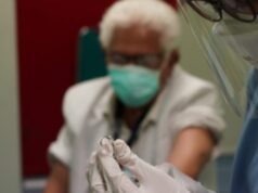 RSCM Vaksinasi Perdana Dokter Lansia Lansia Disuntik Vaksin