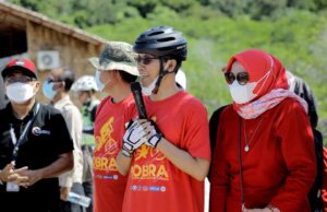 Amsakar Lepas Kobra di Pulau Pengalap, Berharap Pariwisata Batam Bangkit Pulau Pengalap