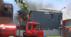 Rumah di Sukajadi Batam Terbakar, Akiong Tewas Rumah Sukajadi Batam Terbakar